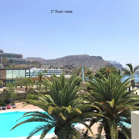 Amazing - Pool And Garden - At 50 Mt, Lejlighed *